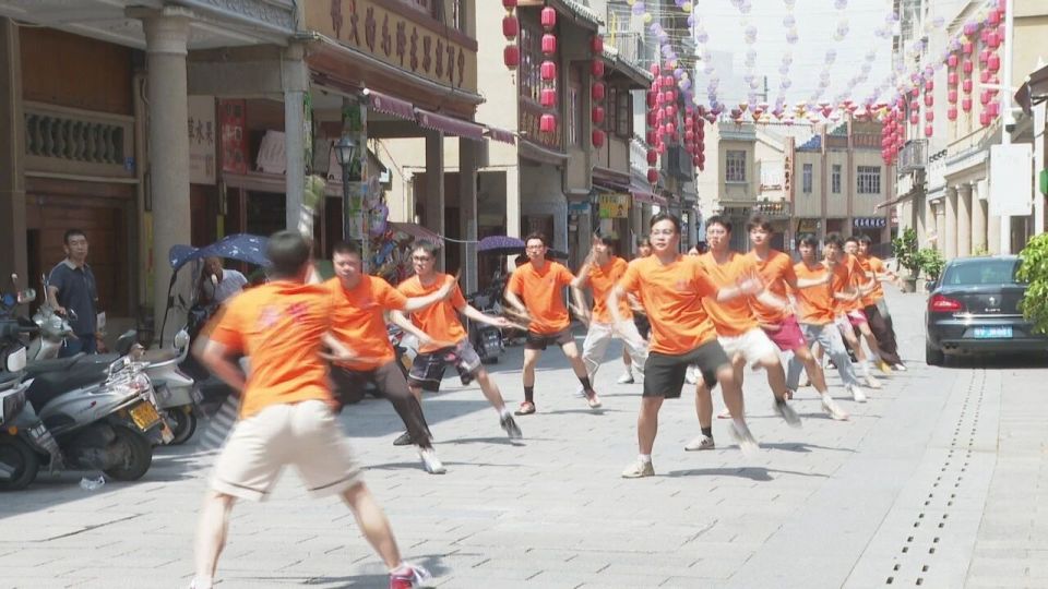 歌队老队员