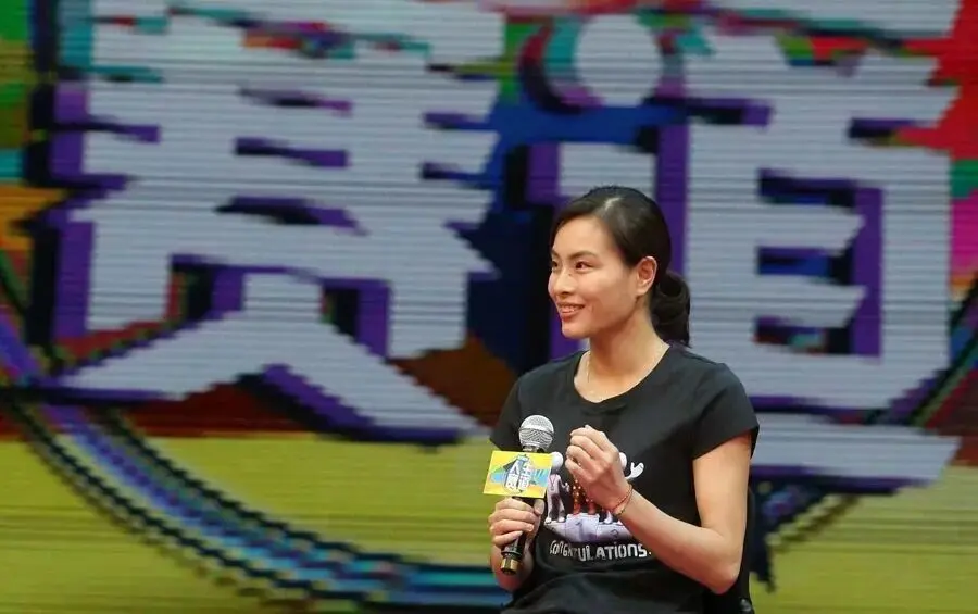 已确认, 尖专家担任