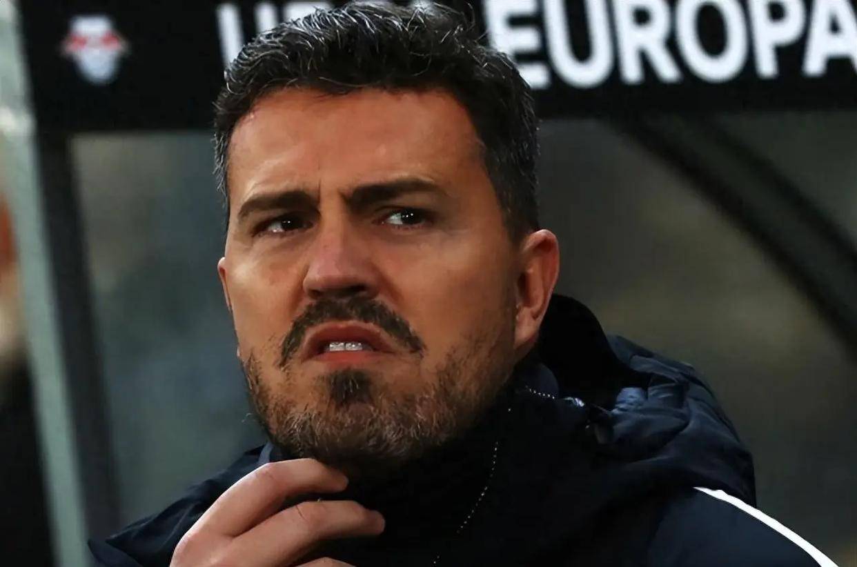 称他教练生, 眼的高光时, 的前景